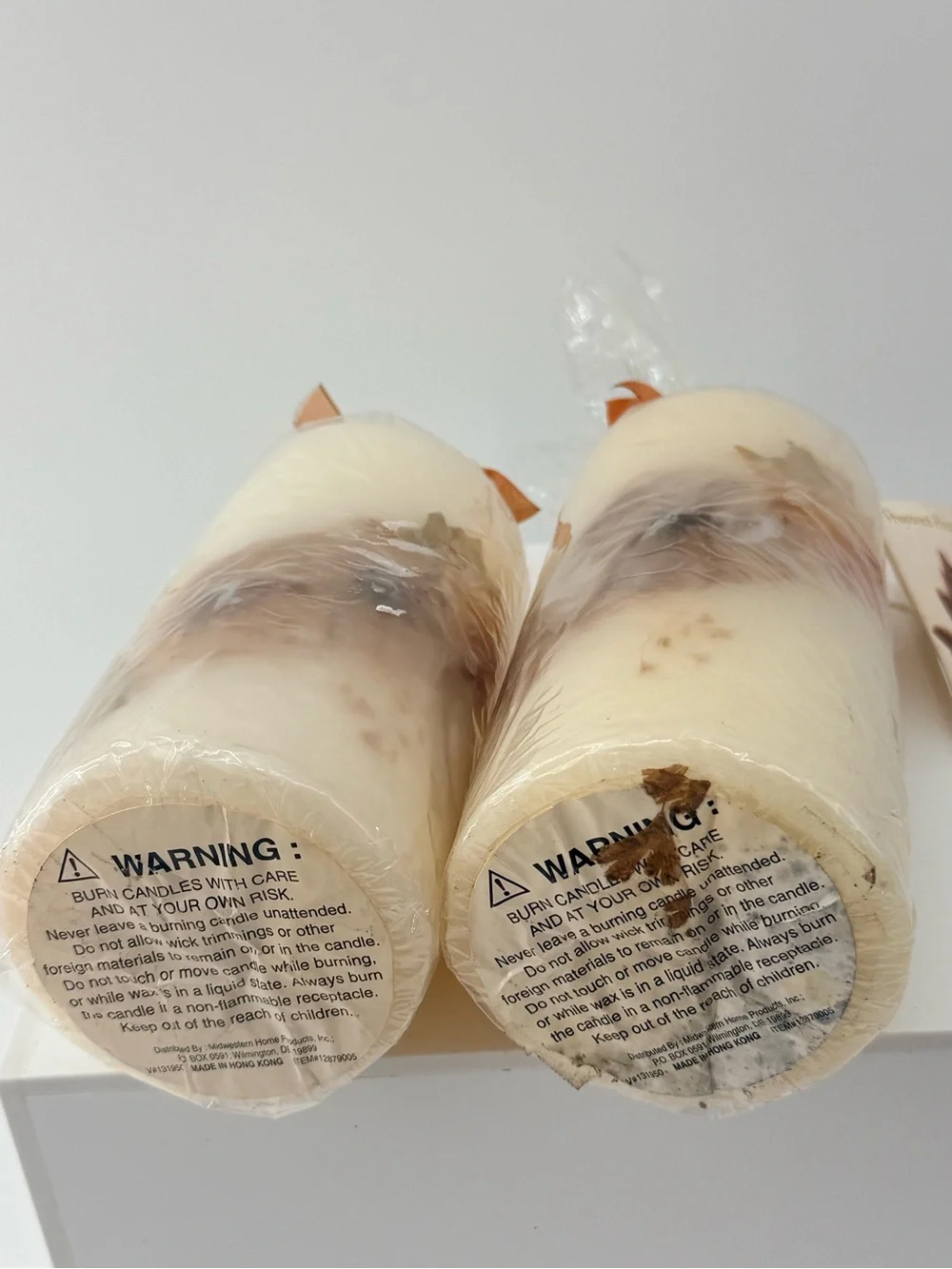 Vanilla Scented Cream Pillar Candle with Pressed Leaves - Set of 2